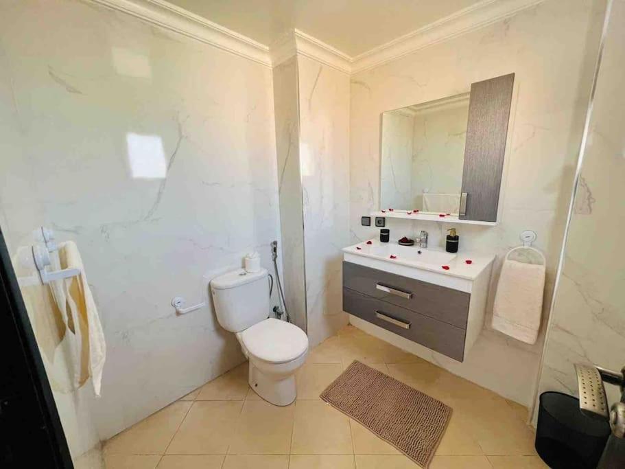 Apartment Design 3 Bedroom Hivernage Gueliz Marrakech K13 Marrakesh Bagian luar foto