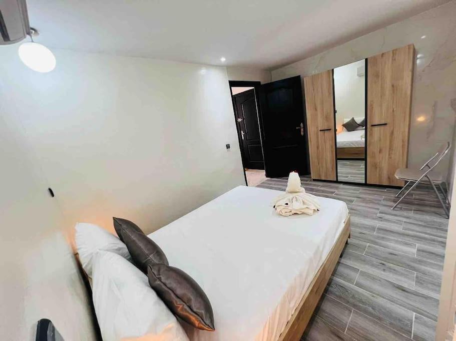 Apartment Design 3 Bedroom Hivernage Gueliz Marrakech K13 Marrakesh Bagian luar foto